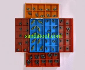 Dao tiện trong ( Dao móc lỗ )